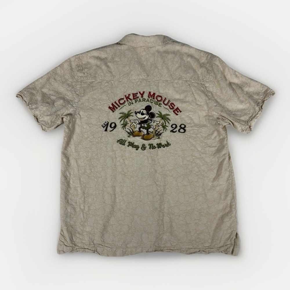 Disney Parks Mickey in Paradise Hawaiian Beach Men's Tan Camp Shirt Size‎ Medium